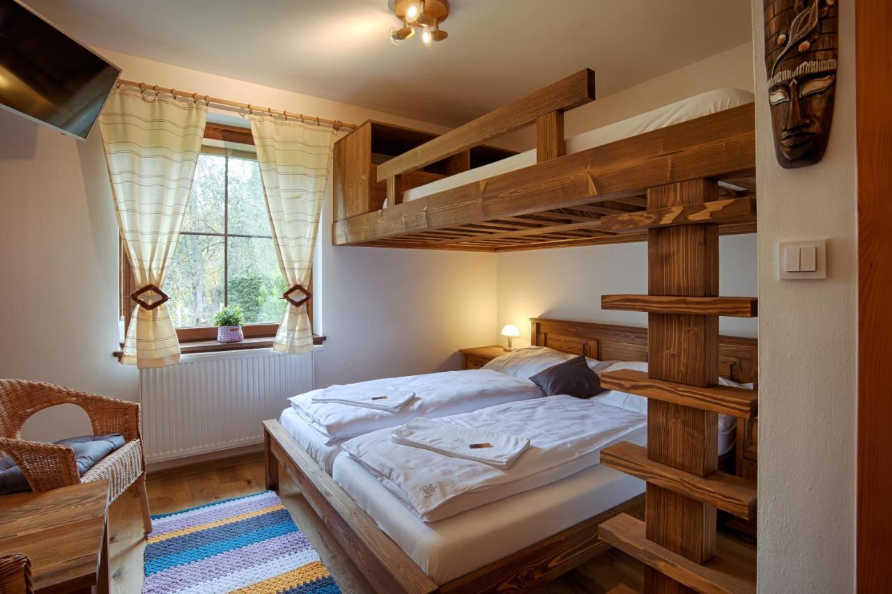 Vila Sekvoj Harrachov Luaran gambar