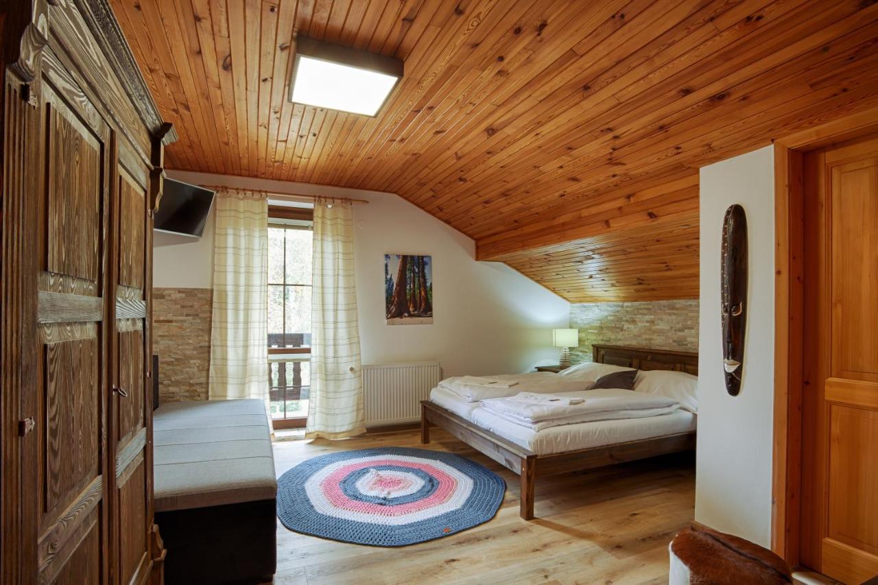 Vila Sekvoj Harrachov Luaran gambar