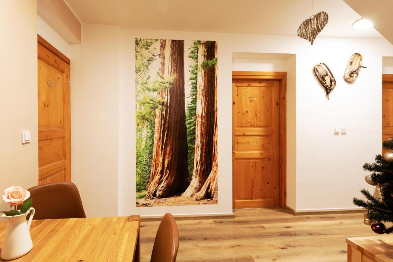 Vila Sekvoj Harrachov Luaran gambar